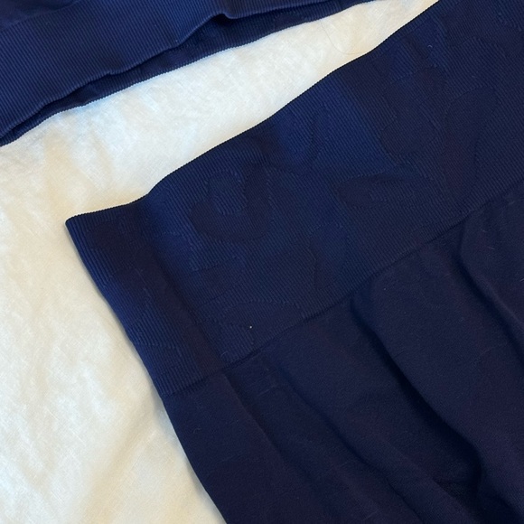 Phat Buddha The Gummy Bra & Legging Set - Picture 2 of 3